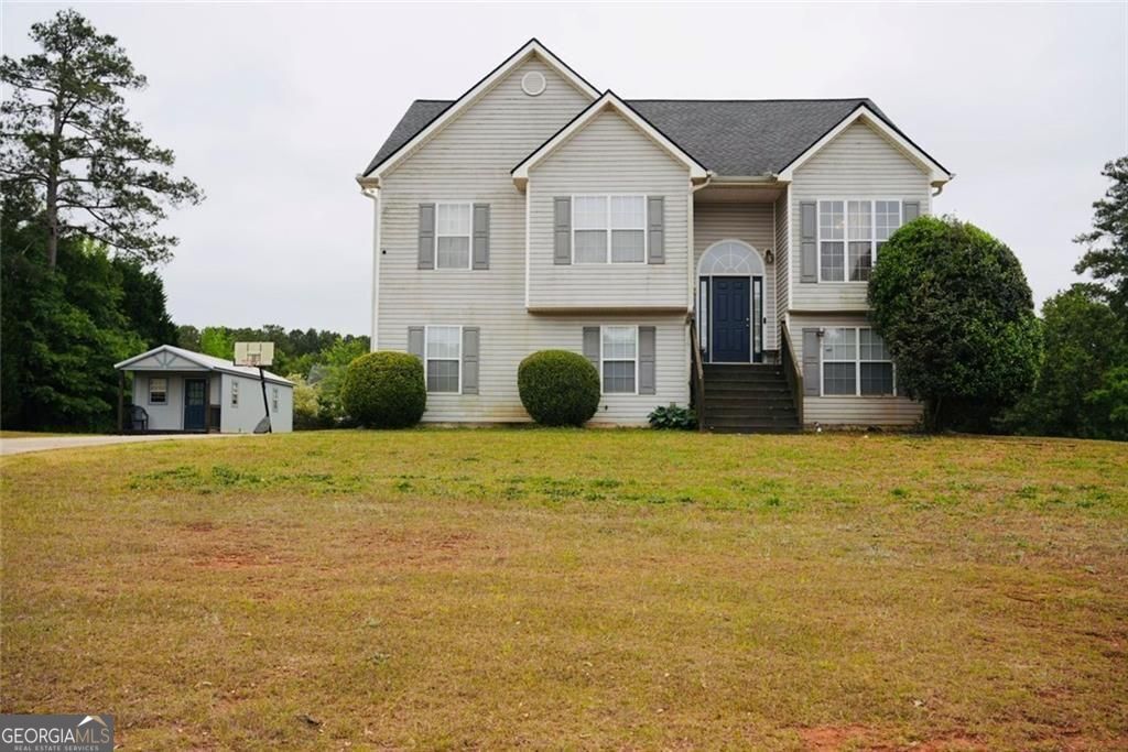 Property Photo:  220 Courtlyn Way  GA 30252 