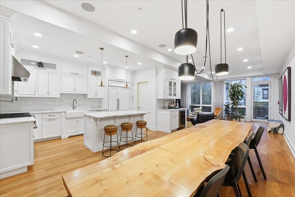 Property Photo:  1023 Washington St 1  NJ 07030 