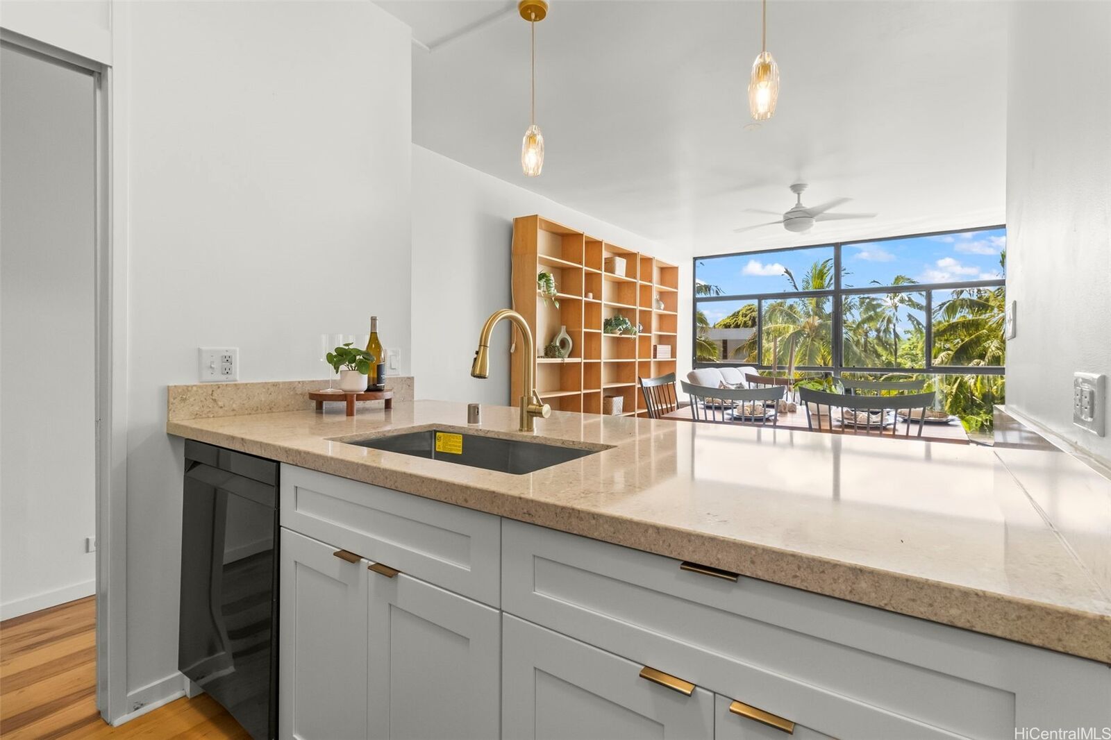 Property Photo:  1020 Aoloa Place 9/409B  HI 96734 