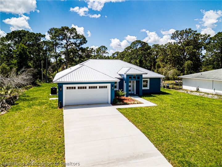 Property Photo:  3921 Dauphine Street  FL 33872 