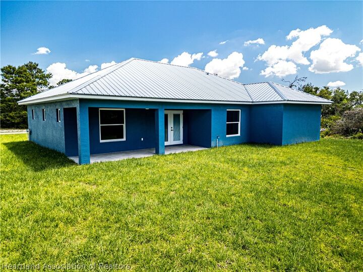 Property Photo:  3921 Dauphine Street  FL 33872 