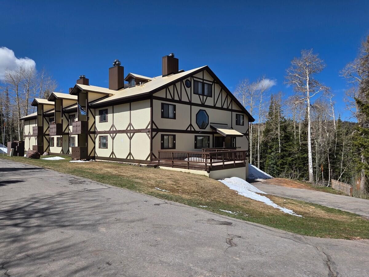 Property Photo:  102 S Alpine A-10  UT 84719 