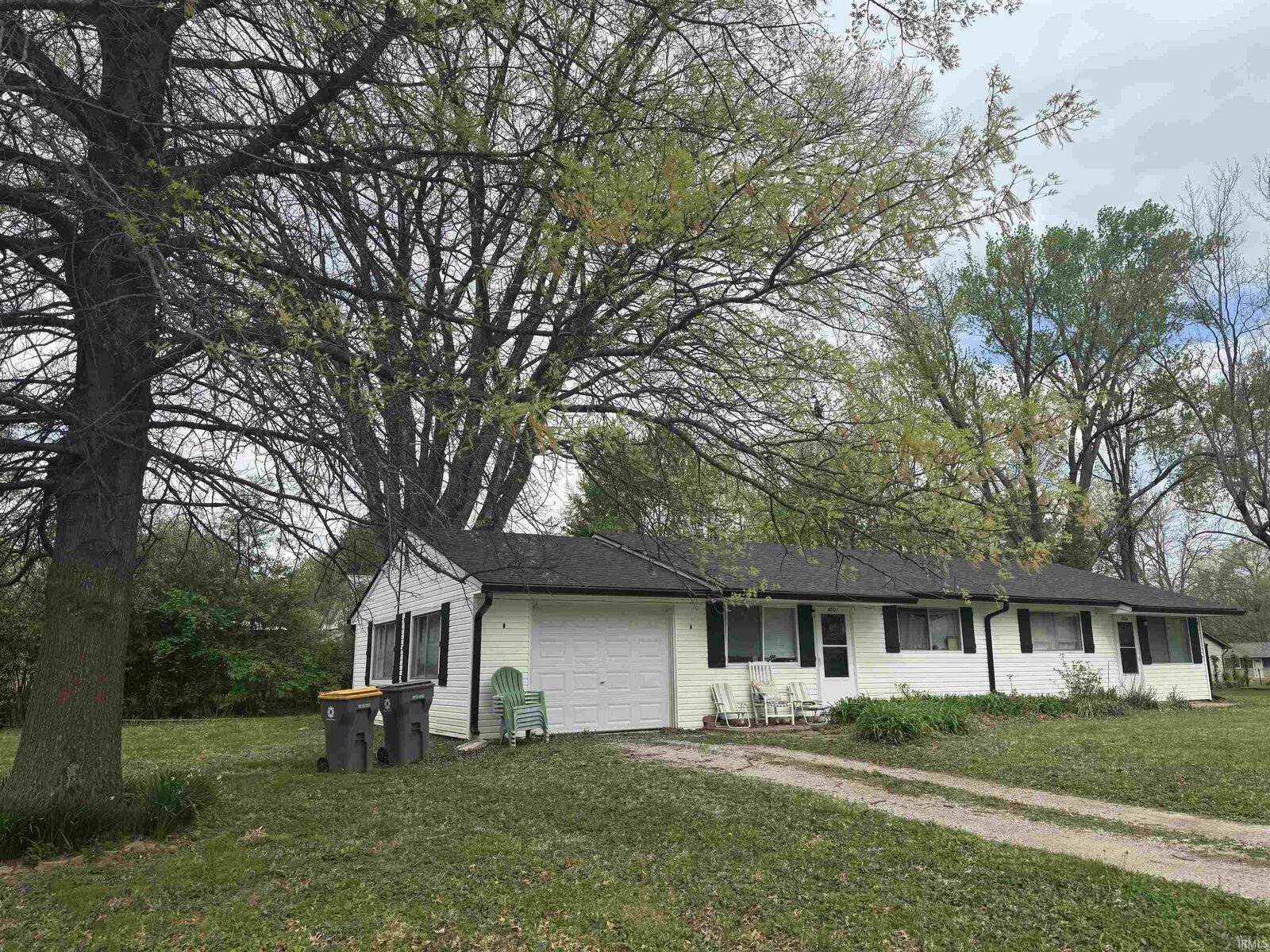 Property Photo:  4501 + 4503 E Stephens Drive  IN 47408 