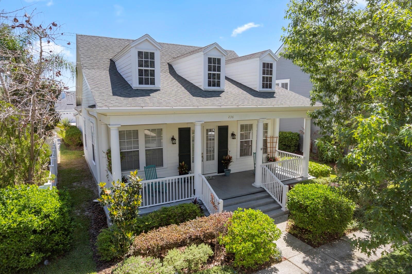 Property Photo: 236 Longview Avenue FL 34747