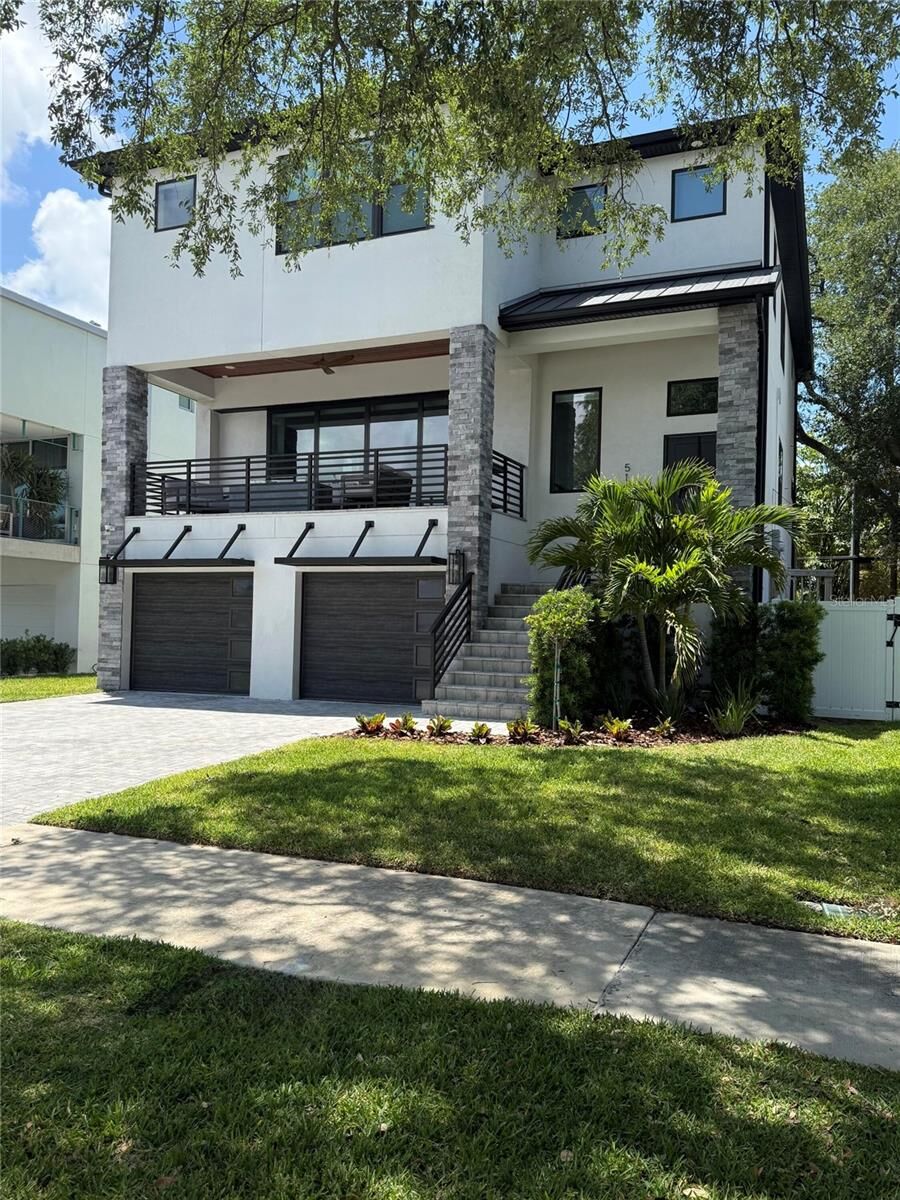 Property Photo:  510 Channel Drive  FL 33606 