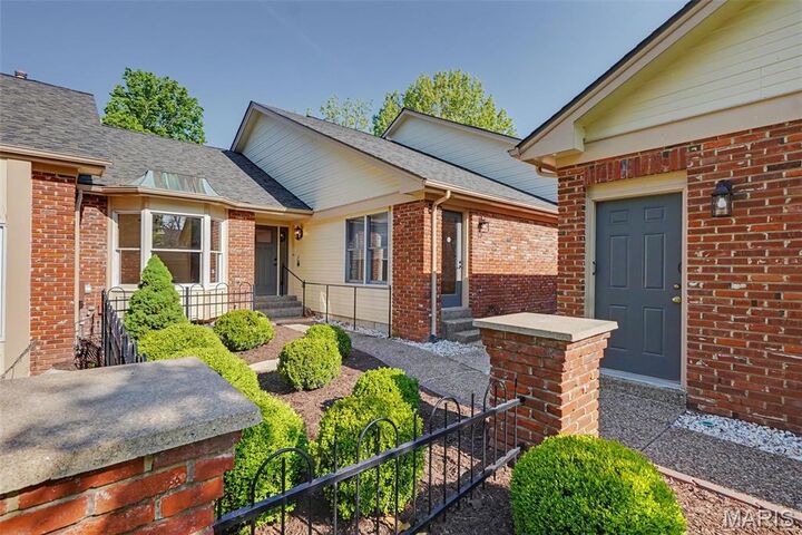 Property Photo:  14015 Baywood Villages Drive  MO 63017 