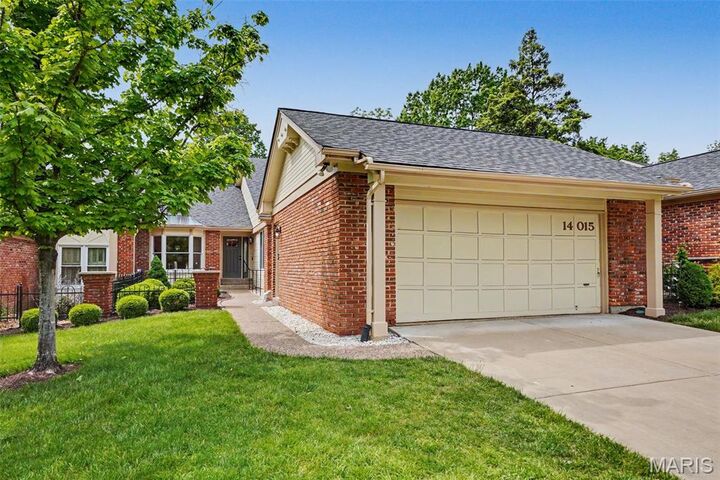 Property Photo:  14015 Baywood Villages Drive  MO 63017 