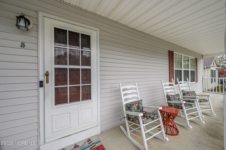 Property Photo:  5 Clinton Court  NJ 08005 
