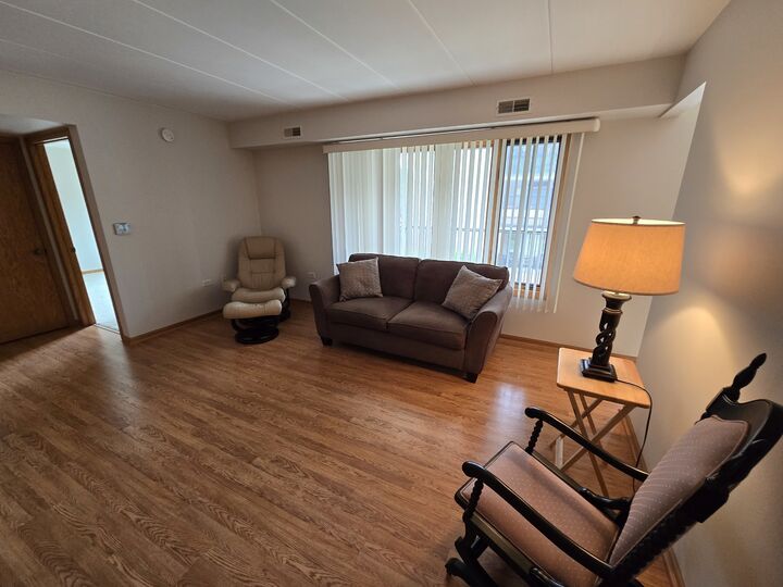 Property Photo: 13950 Lavergne Avenue 907 IL 60418