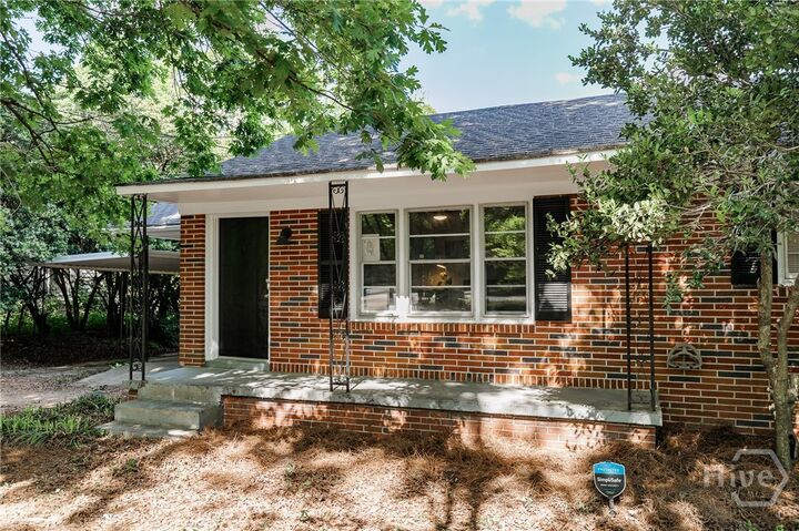 Property Photo: 170 Jefferson River Road GA 30607