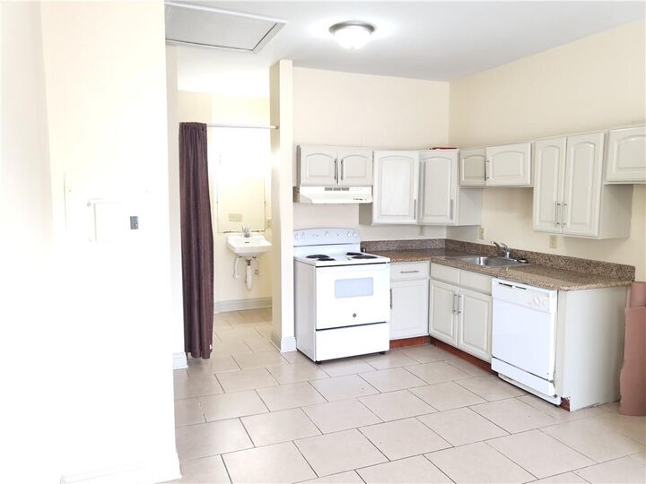 Property Photo:  1845 Gentilly Boulevard H  LA 70119 