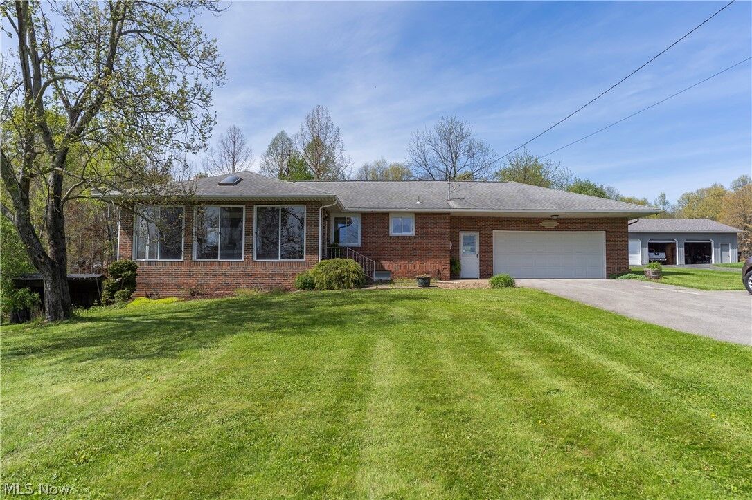 Property Photo:  7903 E Liberty Street  OH 44425 