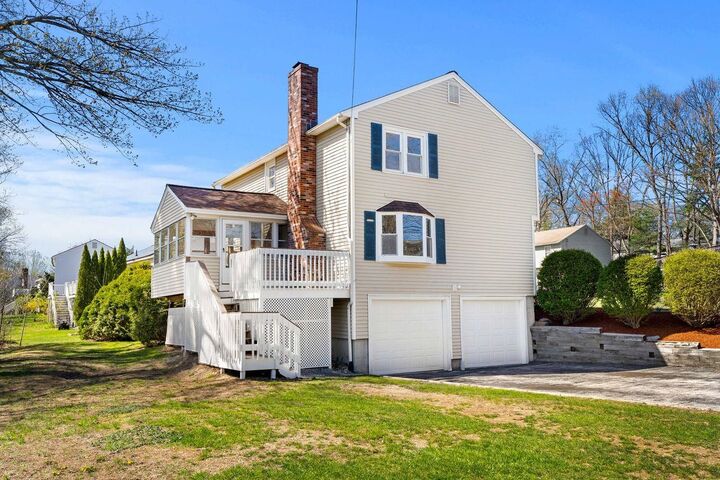 Property Photo:  51 Macdonald Drive  NH 03062 