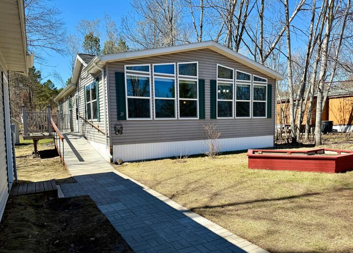 Property Photo:  1707 Crosby Court SE 21  MN 56601 