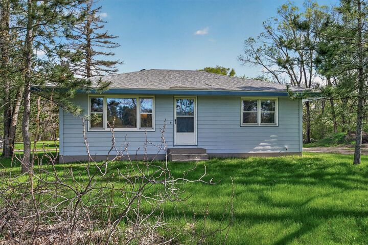 Property Photo:  18647 Zebulon Street NW  MN 55330 