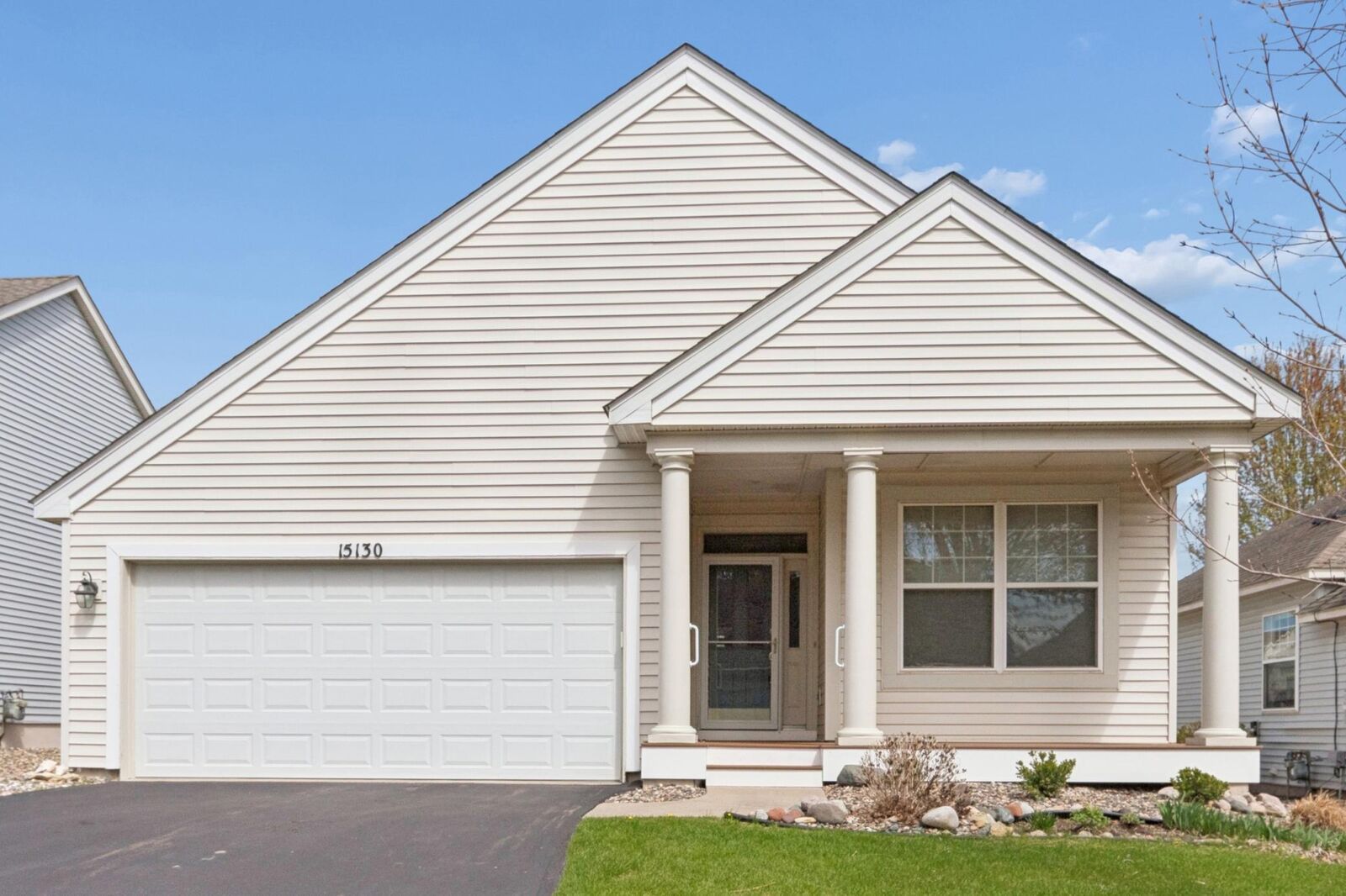 Property Photo:  15130 Dutchman Way  MN 55124 