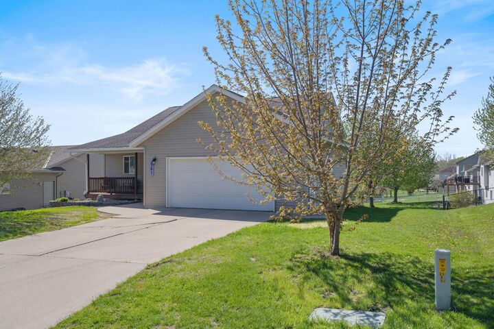 Property Photo:  561 12th Street SW  MN 55021 