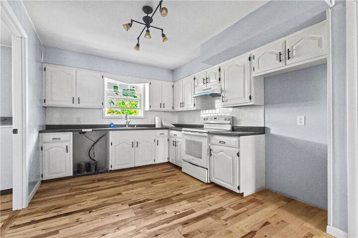 Property Photo:  4 Shady Knoll Lane  AR 72687 