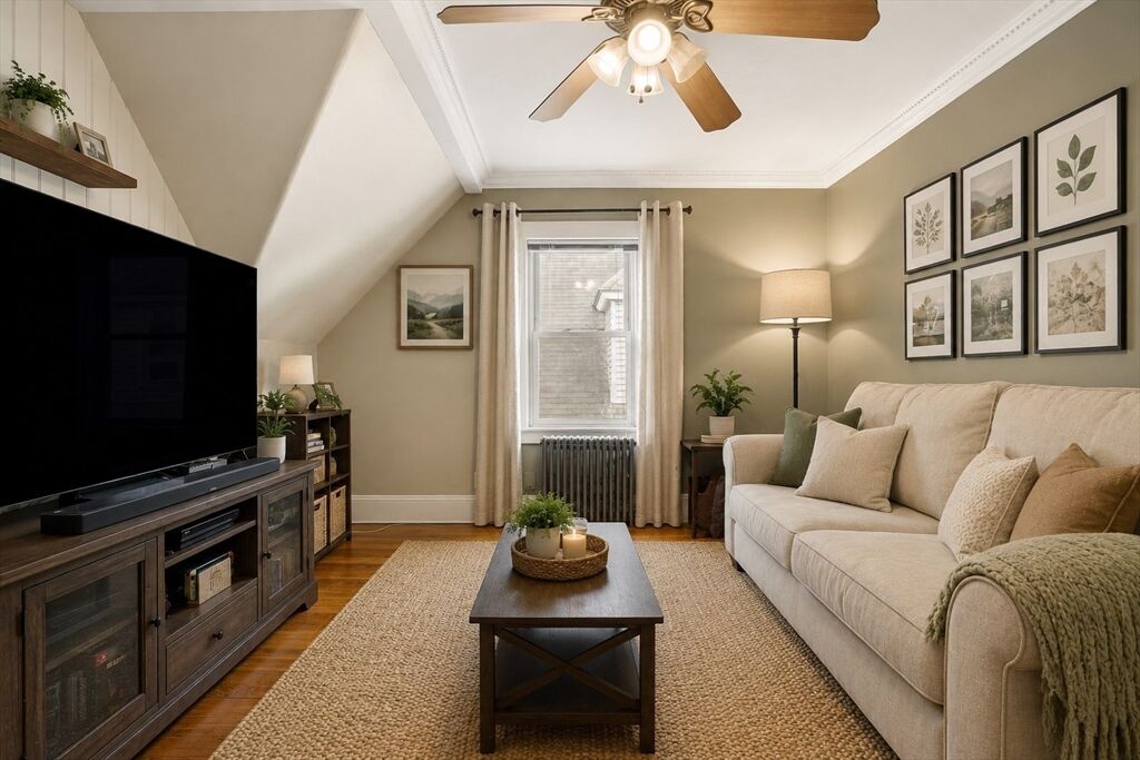 Property Photo:  193 Hamilton Street 3  MA 02122 