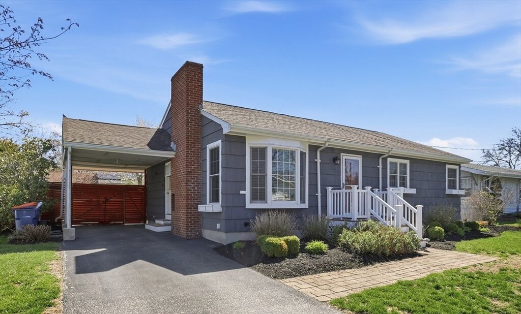 Property Photo:  124 Alva Street  MA 02740 