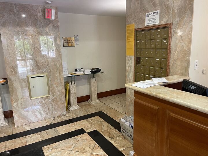 Property Photo:  2440 Massachusetts Avenue 17  MA 02140 