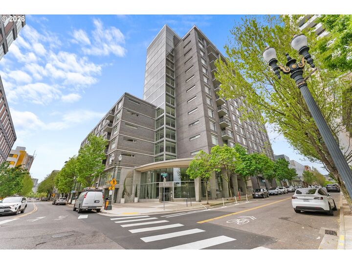 Property Photo: 1255 NW 9th Ave 314 OR 97209
