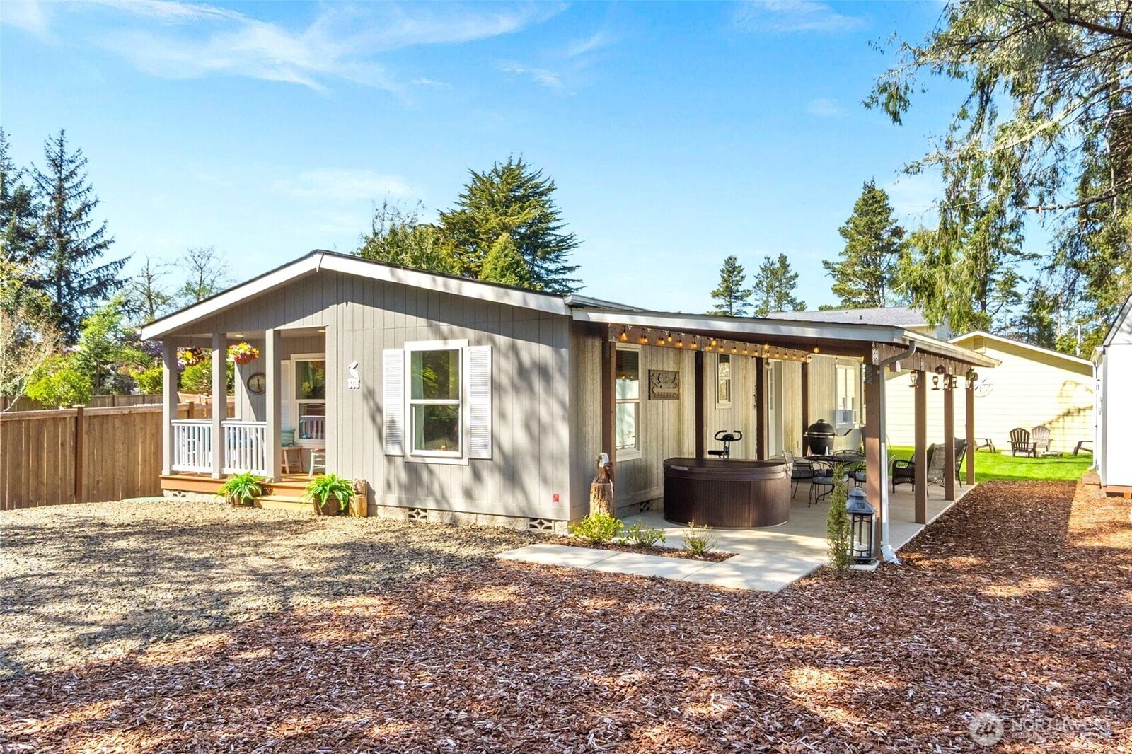 Property Photo:  502 W Grant  WA 98595 