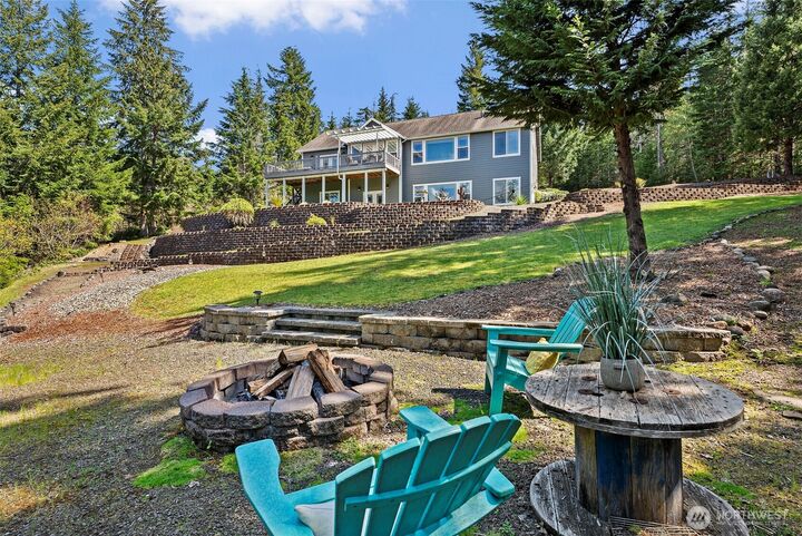 Property Photo:  341 W Reeves Hill Drive  WA 98584 