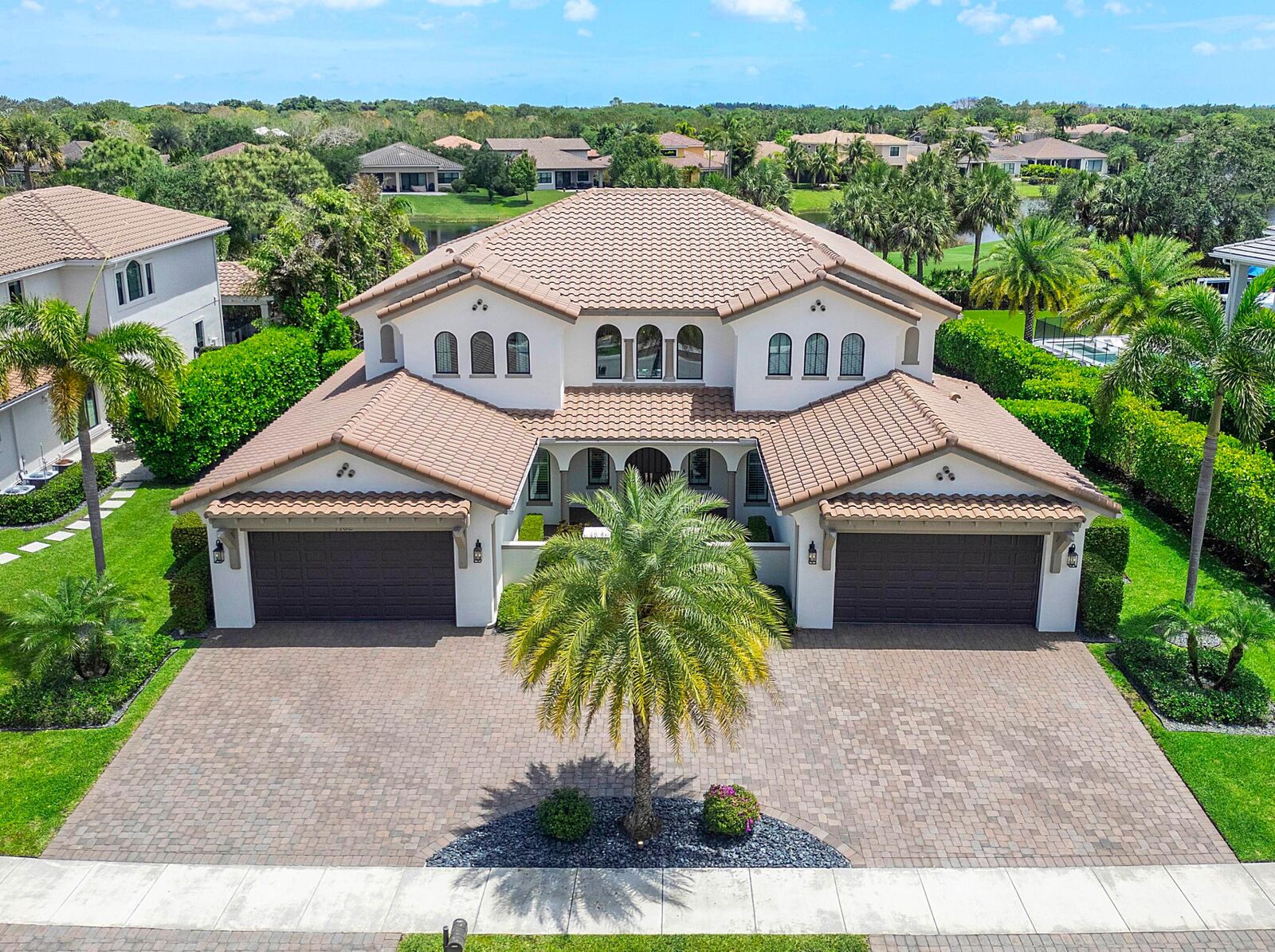 Property Photo:  7762 Marvanna Lane  FL 33076 