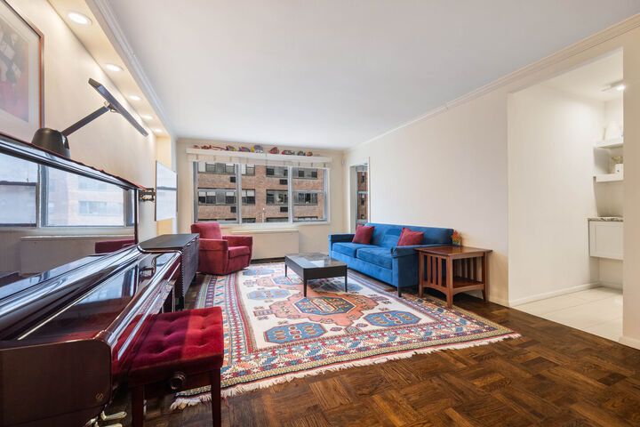 Property Photo:  301 E 69th Street 4K  NY 10021 