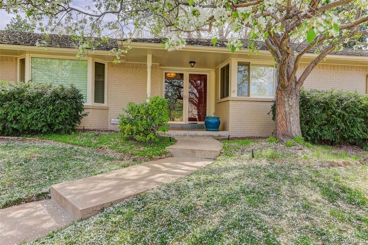 Property Photo:  5724 E Oxford Avenue  CO 80111 