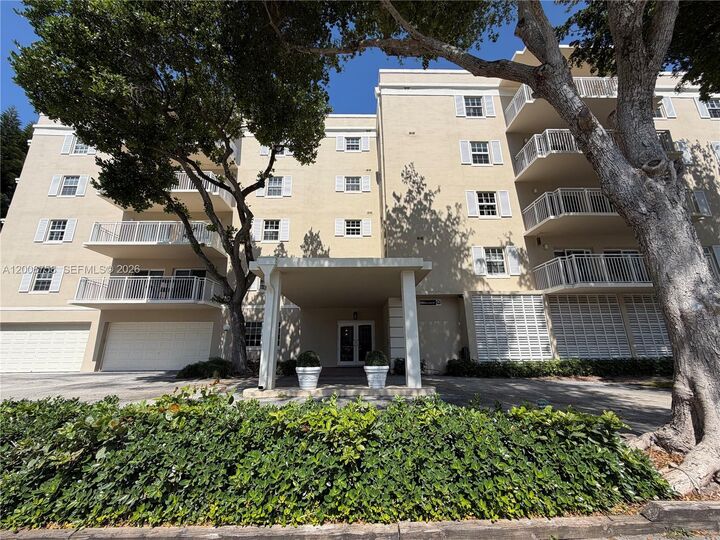 Property Photo:  950 De Soto Rd 3C  FL 33432 