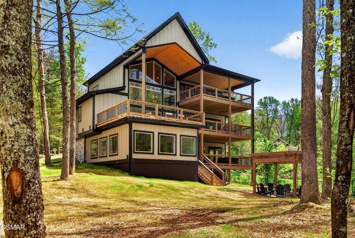 Property Photo:  3806 Revetta Circle  TN 37862 