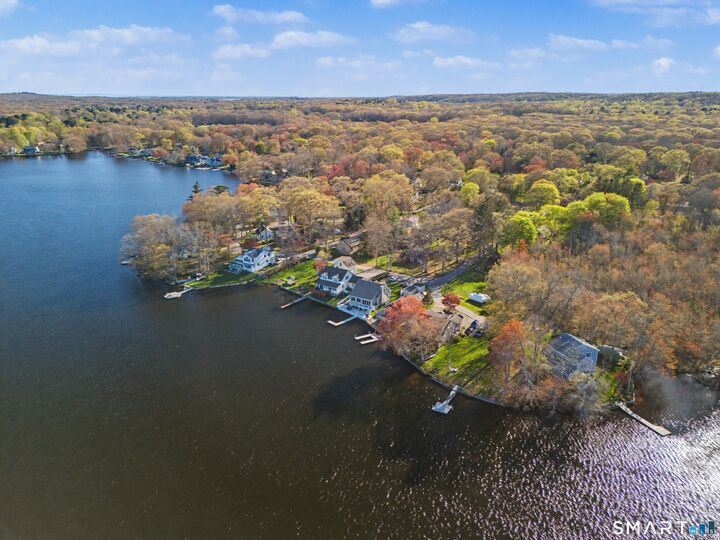Property Photo:  14 Lake Drive  CT 06371 