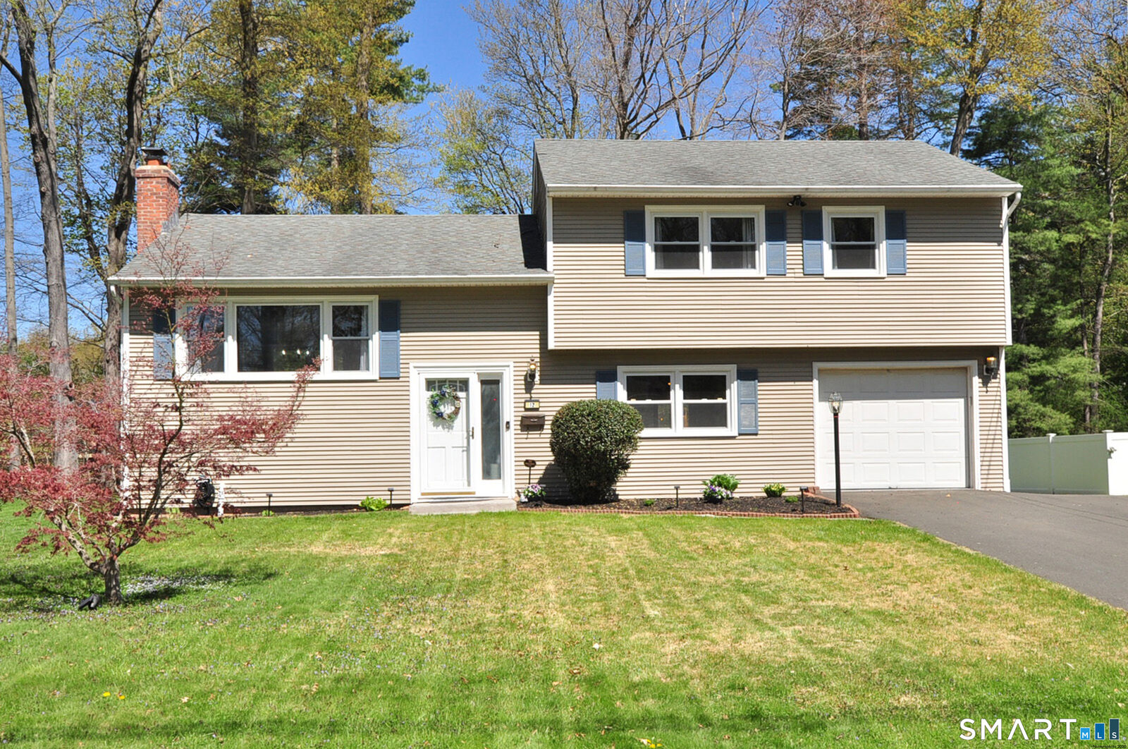 Property Photo:  12 Lyman Road  CT 06117 