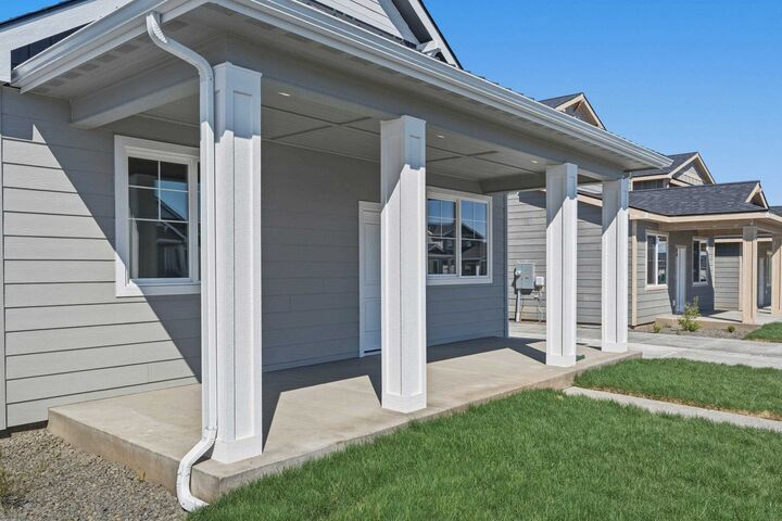Property Photo:  52 S Treeline St  WA 99001 
