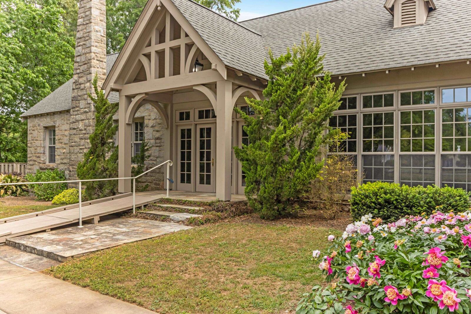 Property Photo: 363 Connecticut Avenue SC 29302