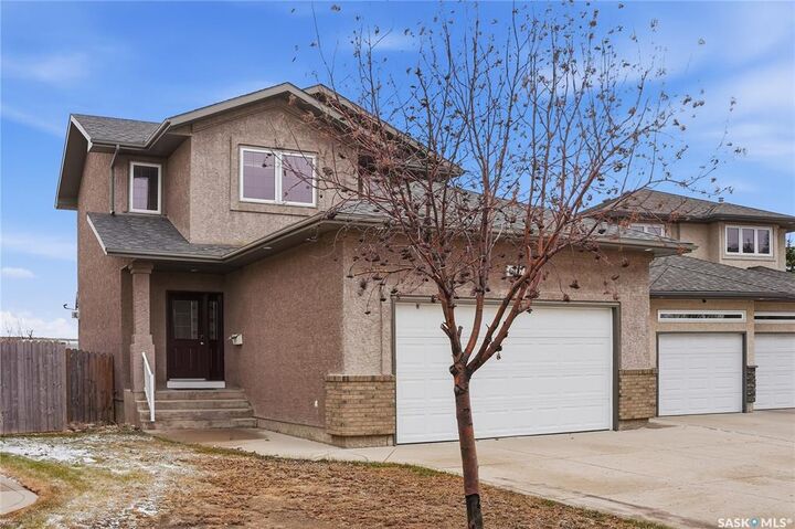 Property Photo:  607 Beckett Crescent  SK S7N 4X3 