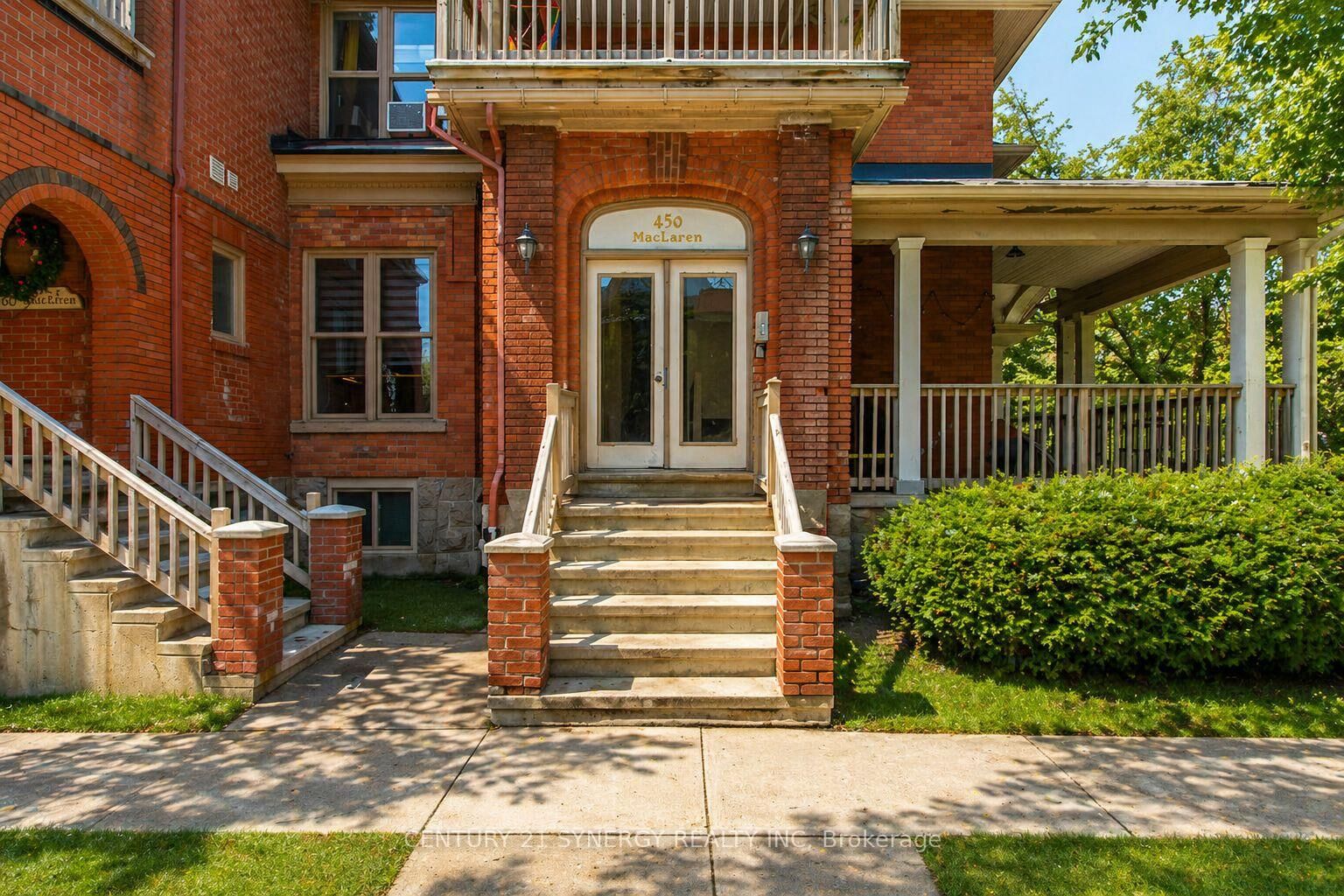 Property Photo:  450 Maclaren Street 10  ON K1R 5K6 