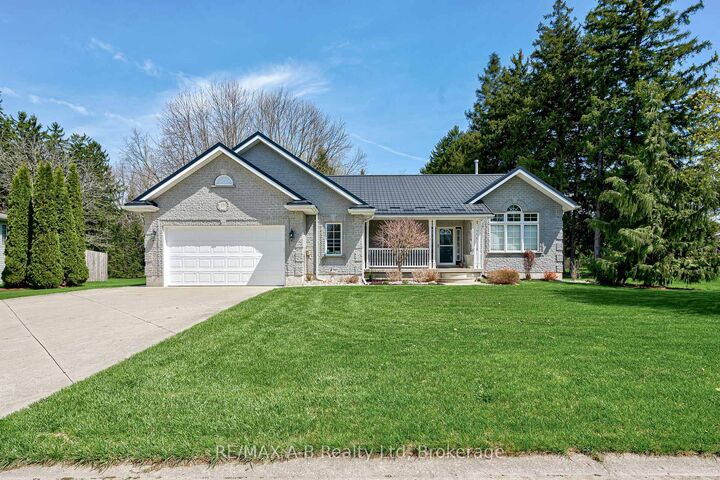 256 Boyce Street — photo 1