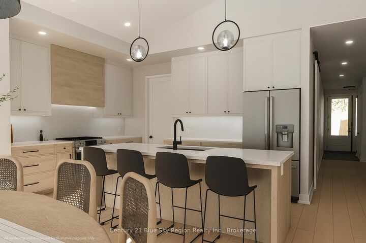 Property Photo:  38 Kenreta Drive  ON P1C 0A5 
