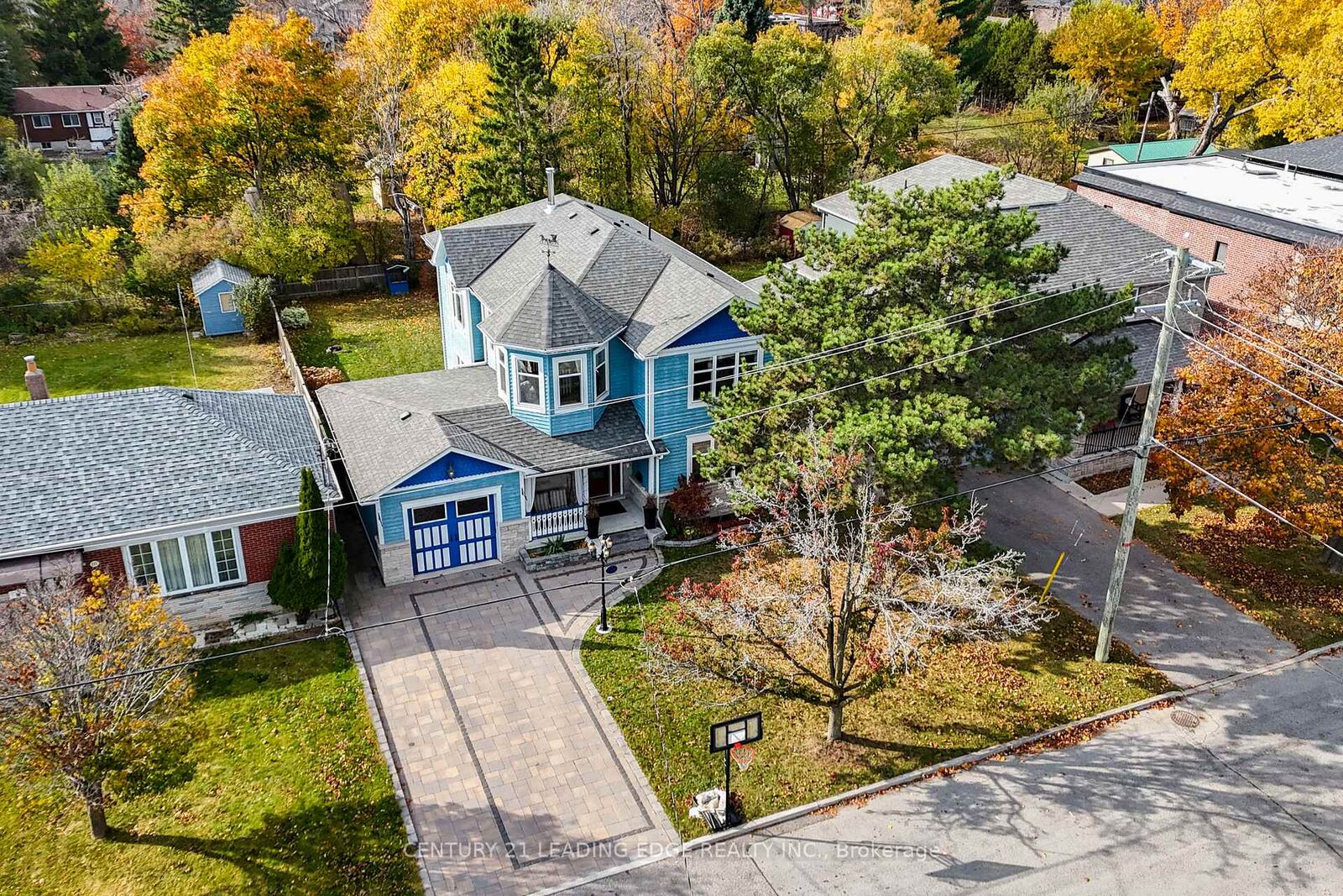 Photo de la propriété: 12 Gradwell Drive ON M1M 2M9