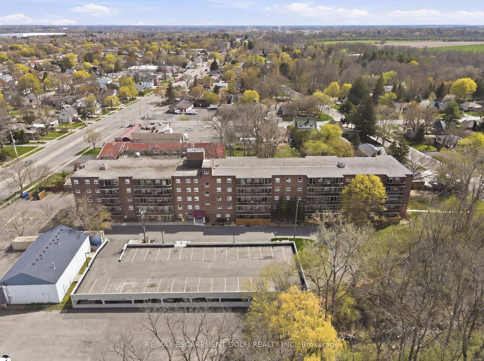 Property Photo: 793 Colborne Street E 512 ON N3S 7J3