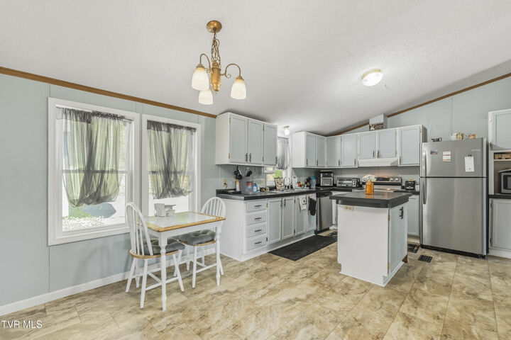 Property Photo:  207 East Lane Street  TN 37642 