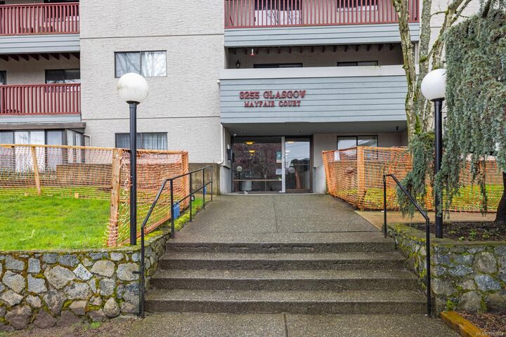 Property Photo: 3255 Glasgow Ave #215 BC V8X 2S4