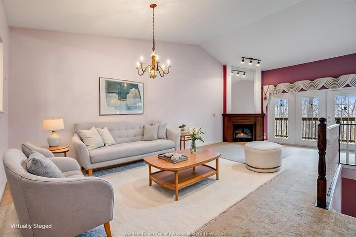 Property Photo:  137 Division Street North 10  ON N9Y 1E3 