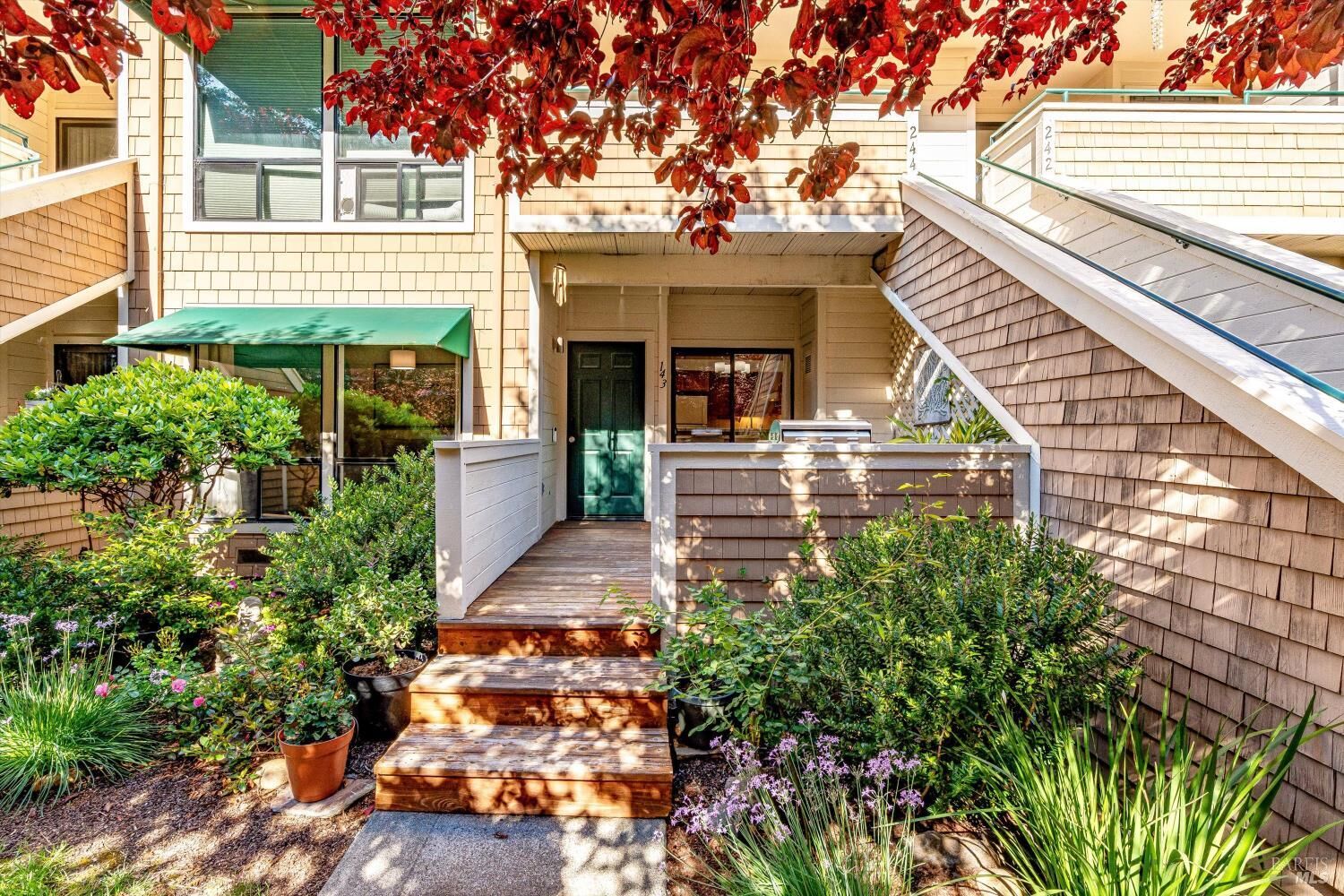 Property Photo:  901 Russell Avenue 143  CA 95403 
