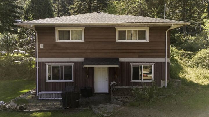 1335 Eagle Cliff Road — photo 1
