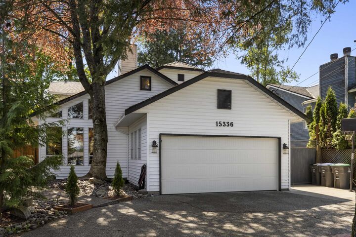 Property Photo: 15336 112 Avenue BC V3R 8Y8
