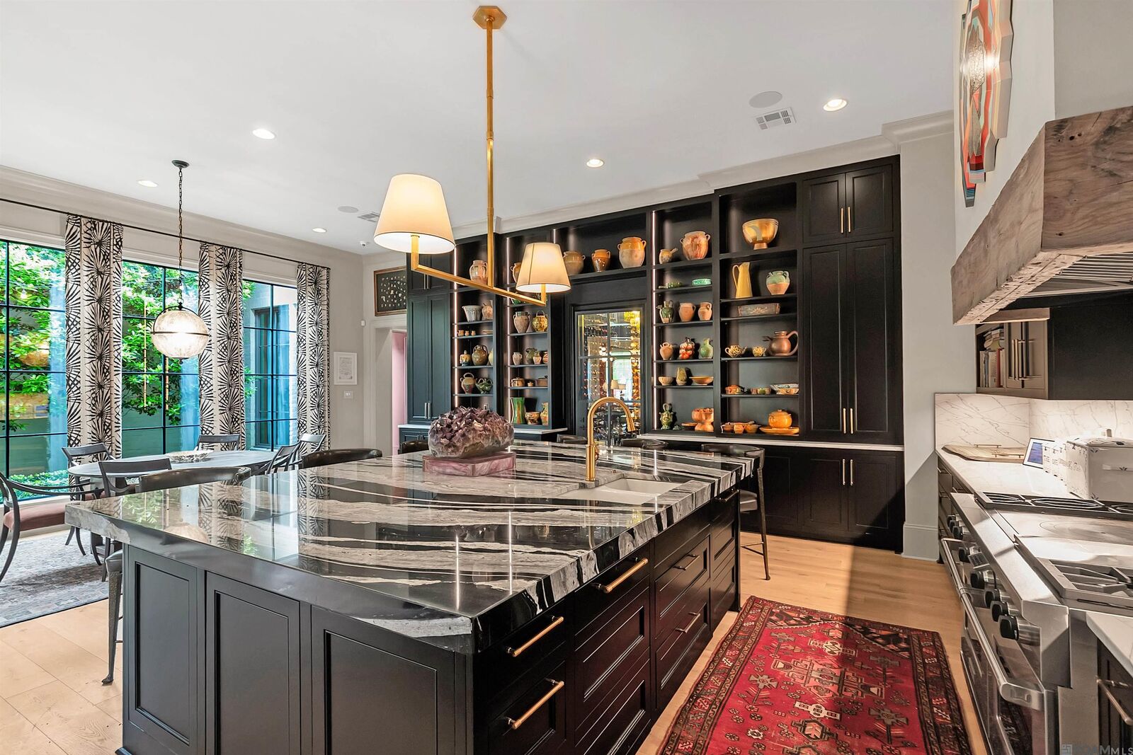 Property Photo:  2020 Rouzan Ave  LA 70808 